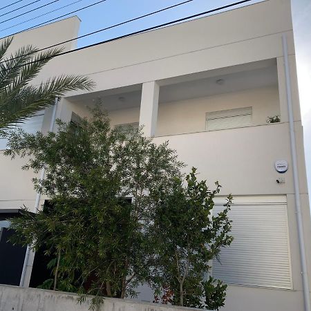 Готель Irene Luxury Studio At Strovolos Екстер'єр фото